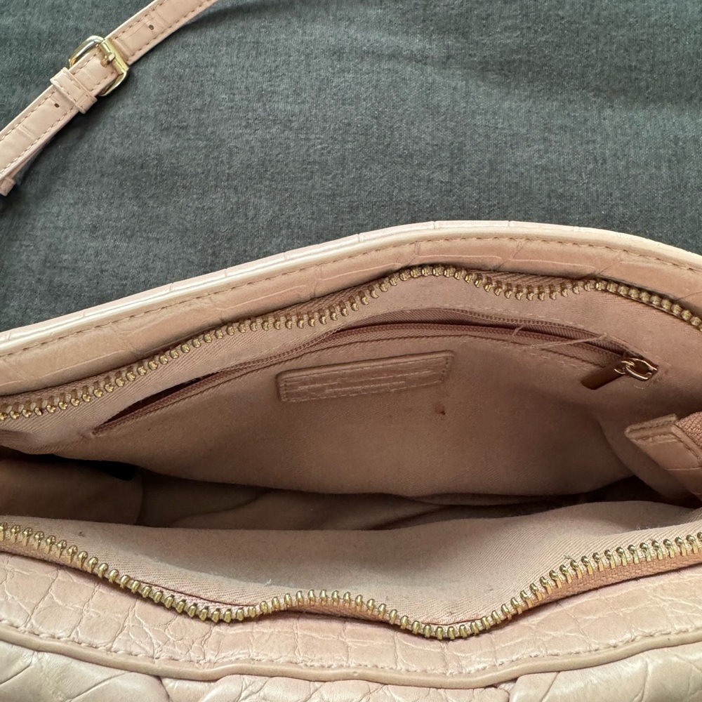 Pink Croc-Embossed Bag - Picture 3 of 4